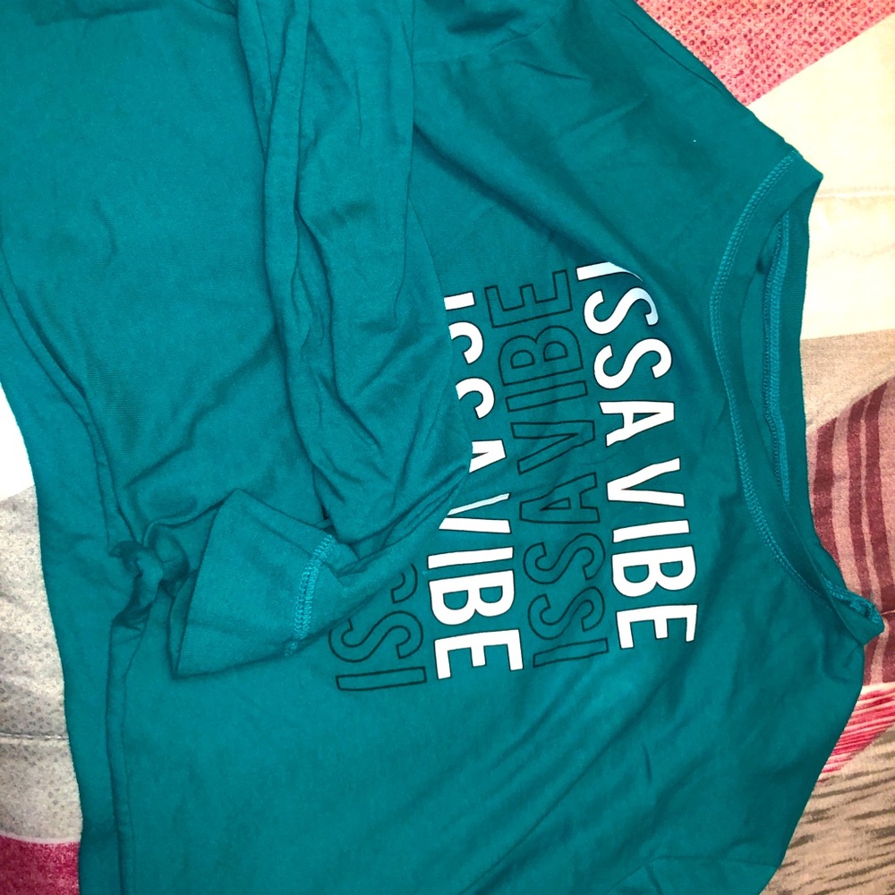 ISSA VIBE LONG SLEEVE